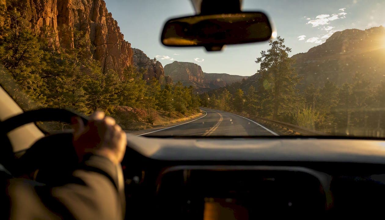 Sedona to Grand Canyon Drive: Scenic Routes and Times