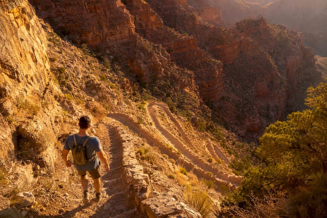 Plateau Point Hike: A South Rim Day-Hike Plan for Fit Hikers