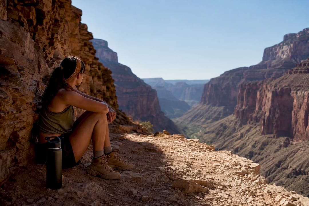 Avoid 10 a.m.–4 p.m.: Grand Canyon Summer Safety Backed by NPS