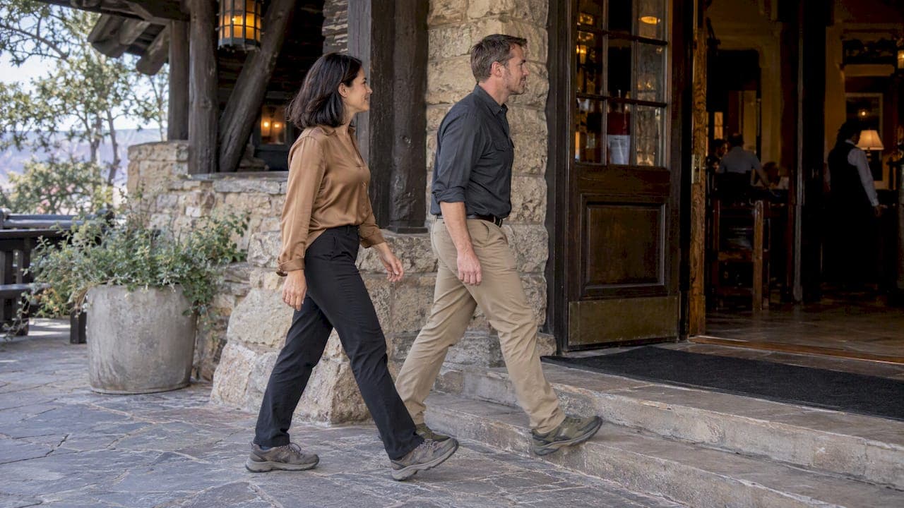 El Tovar Dress Code: 3 Dinner Outfits for South Rim Hikers