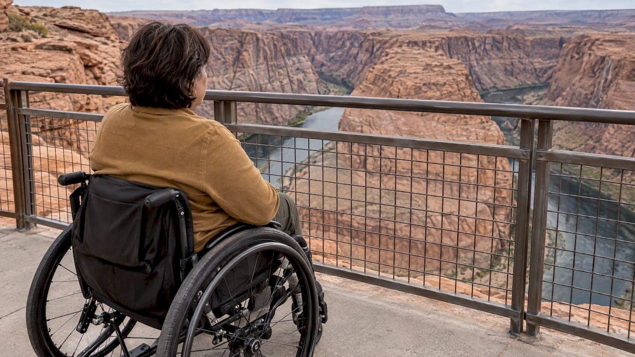 Horseshoe Bend Accessibility: Wheelchair Access, Trail and Parking