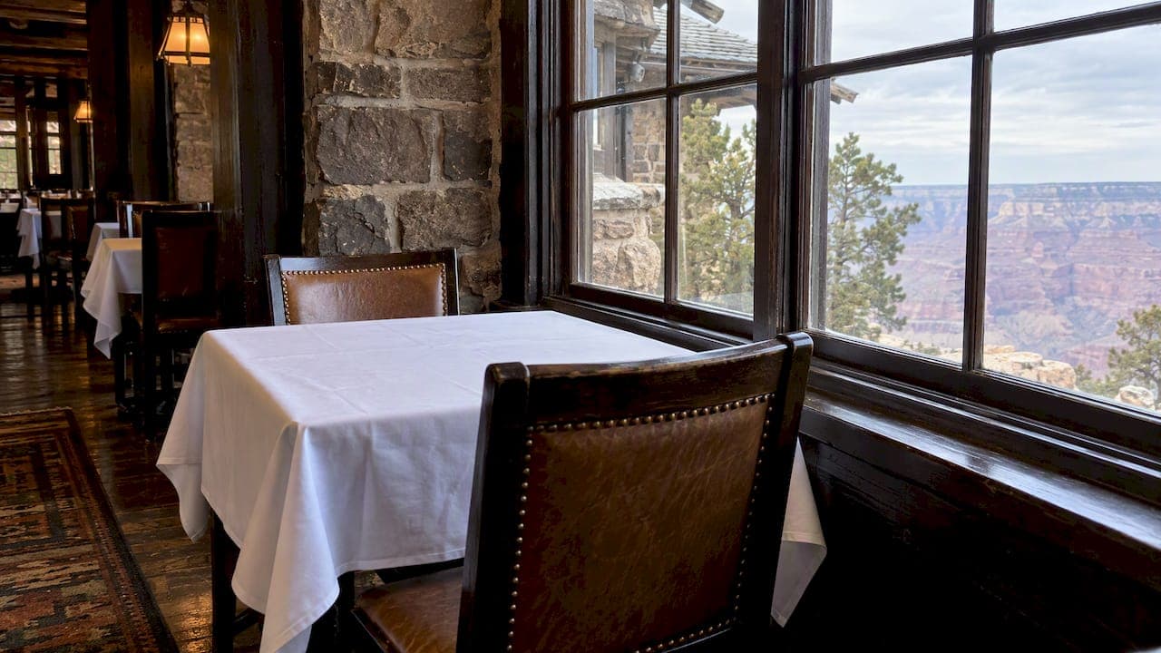 El Tovar Window Seats: How to Get a Canyon View Table